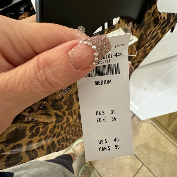 Leopard Mesh Top - Picture 4 of 5